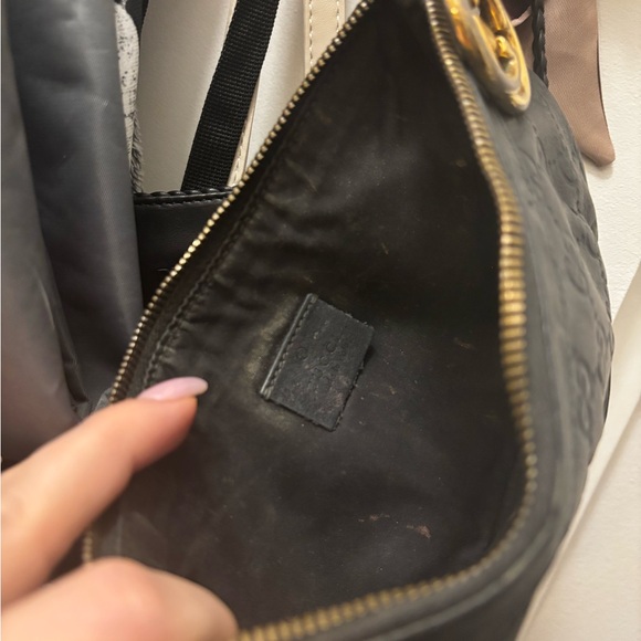 Gucci Black Leather Wristlet - Picture 3 of 5